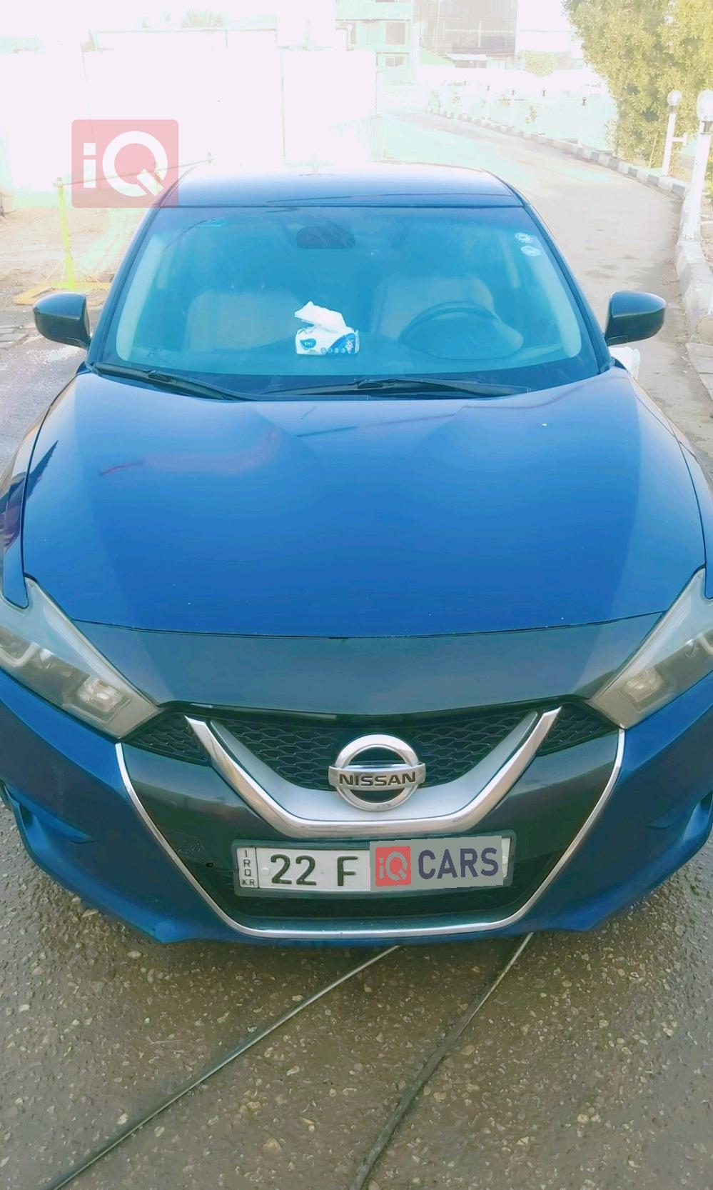 نيسان ماكسيما